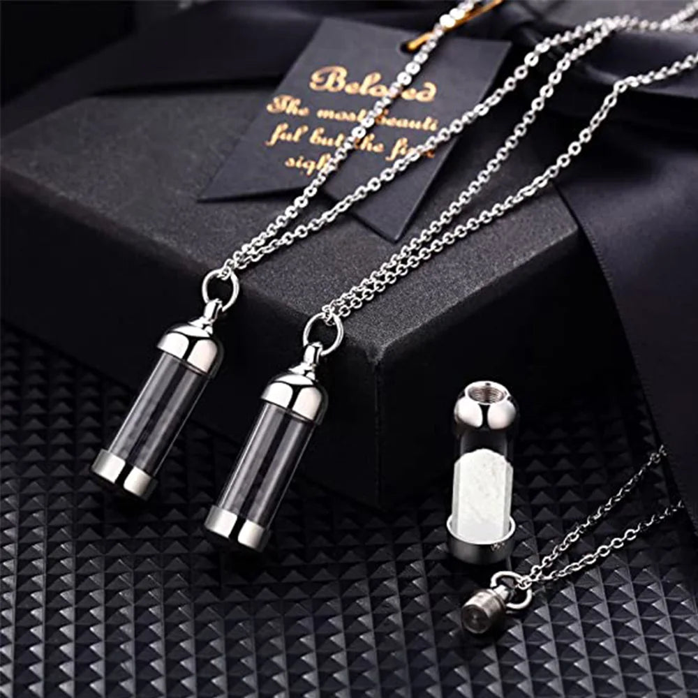 URNE Collier Pendentif Tube
