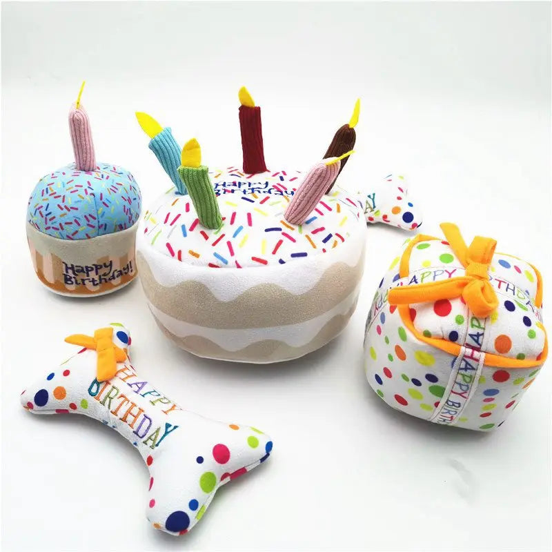 PELUCHE Gâteau d'anniversaire mignon